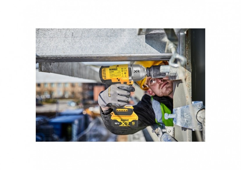 Boulonneuse ½” XR 18V 5Ah Li-Ion Brushless 1396 Nm – Jonc de sécurité - DCF900P2T-QW - Dewalt