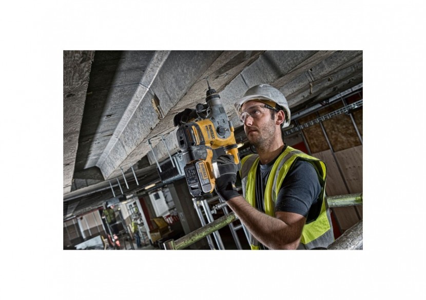 Perforateur SDS-plus XR 18V 5Ah Li-Ion Brushless 2.8J - DCH283P2-QW - Dewalt