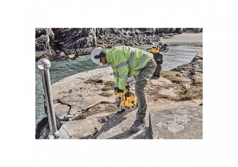 Perforateur SDS-plus XR 18V 5Ah Li-Ion Brushless 2.8J - DCH283P2-QW - Dewalt