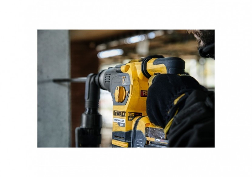 Perforateur SDS-plus XR FLEXVOLT 54V Brushless 2.8J - DCH323NT-XJ - Dewalt