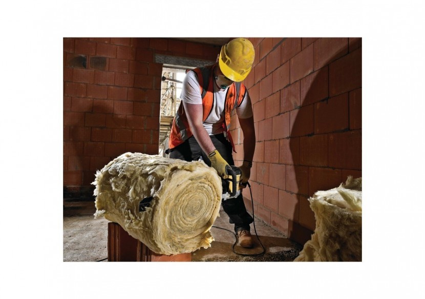 Scie ALLIGATOR© 1700W 430 mm - lame pour les briques de faible densité - DWE397-QS - Dewalt