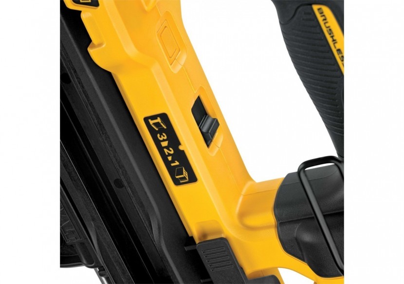 Cloueur béton et acier XR 18V Brushless - DCN890N-XJ - Dewalt
