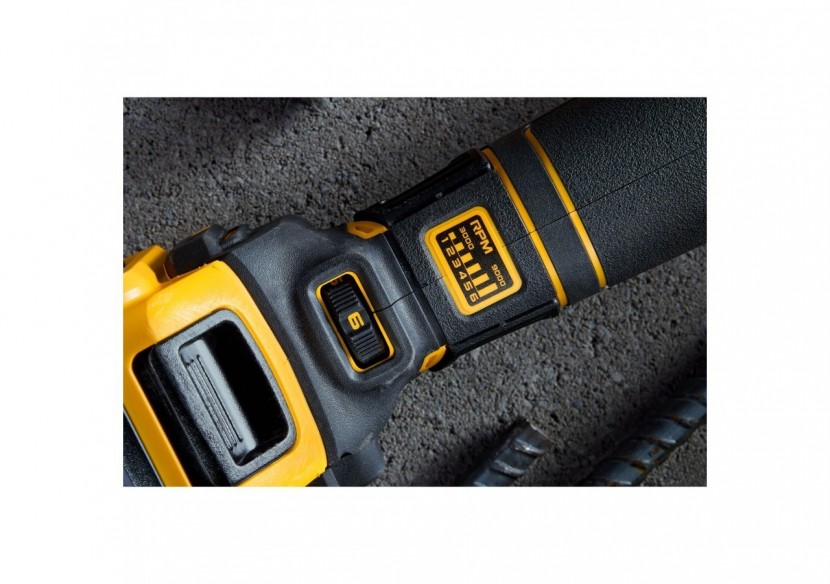 Meuleuse à vitesse variable 125 mm XR 18V ADVANTAGE 6Ah Li-Ion Brushless - DCG409VST1-QW - Dewalt