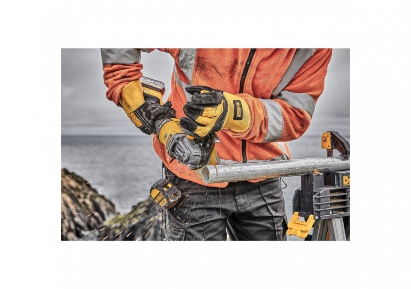 Meuleuse 125 mm XR FLEXVOLT 54V 3Ah Li-Ion Brushless - DCG418X2-QW - Dewalt