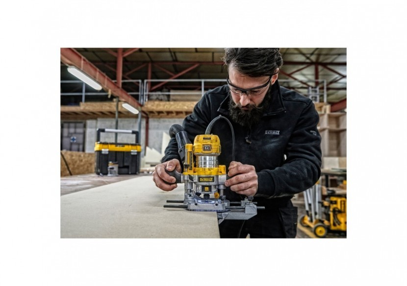 Affleureuse défonceuse 900W 8 mm - D26204K-QS - Dewalt