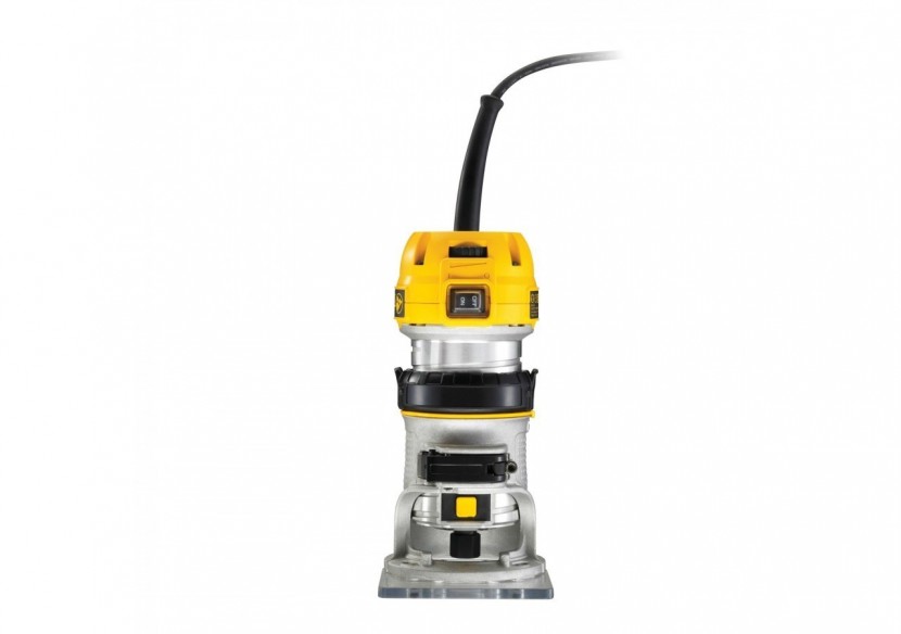Affleureuse de paume Compacte 900W 8 mm - D26200-QS - Dewalt