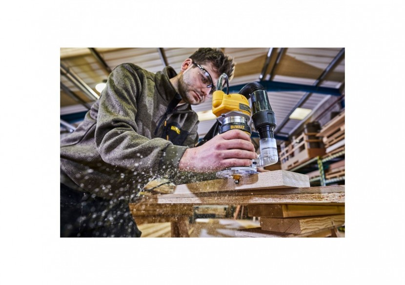 Affleureuse de paume Compacte 900W 8 mm - D26200-QS - Dewalt