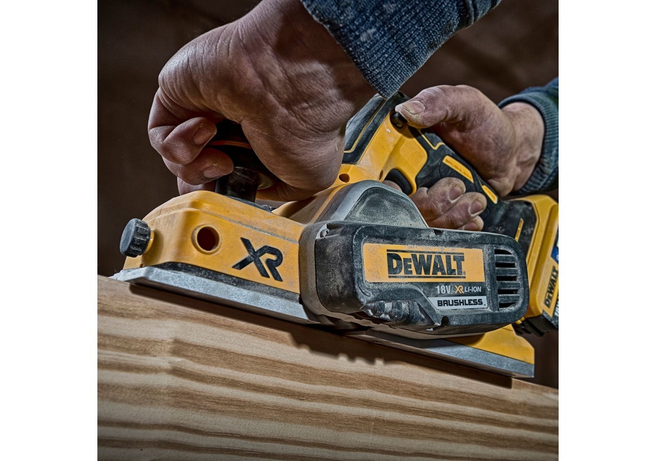 Rabot XR 18V 5Ah Li-Ion Brushless - DCP580P2-QW - Dewalt