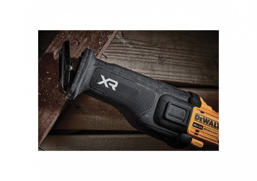 Scie sabre XR 18V ADVANTAGE 6Ah Li-Ion Brushless - DCS386T1-QW - Dewalt