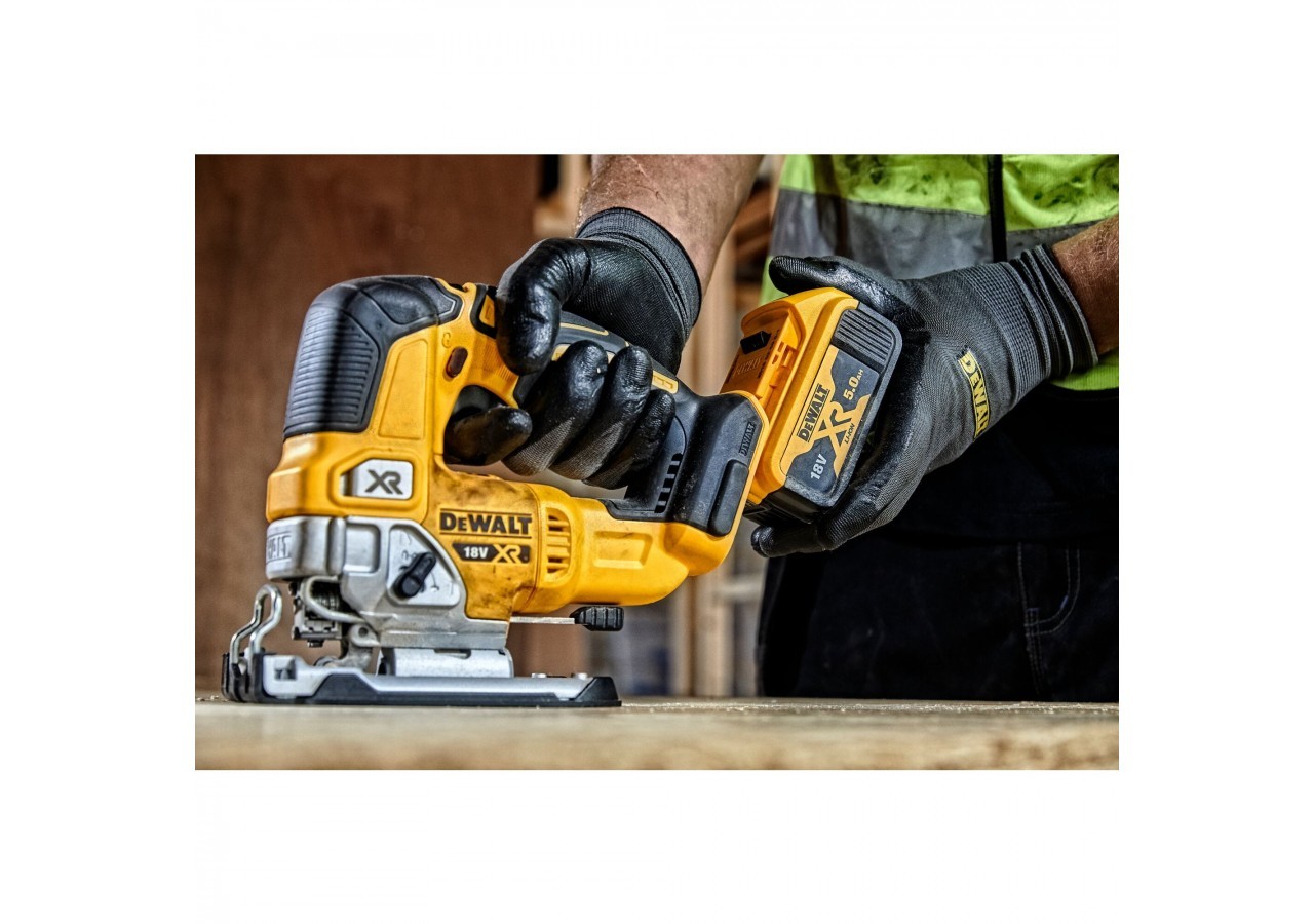 Scie sauteuse à poignée supérieure XR 18V 5Ah Li-Ion Brushless - DCS334P2-QW - Dewalt