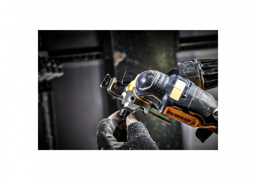 Multi-cutter XR 18V 2Ah Li-Ion Brushless - 32 accessoires - DCS355D2-QW - Dewalt