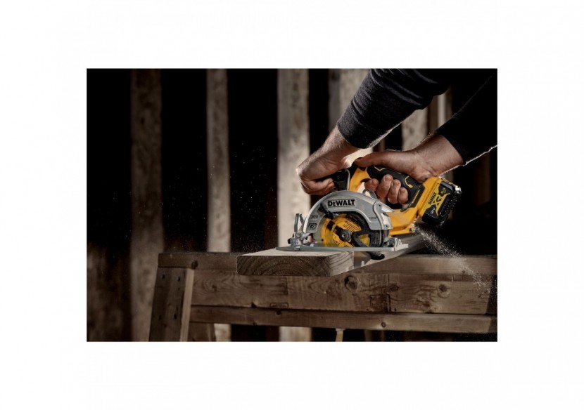 Scie circulaire XR 12V 5Ah Li-Ion Brushless 140 mm - DCS512P2-QW - Dewalt