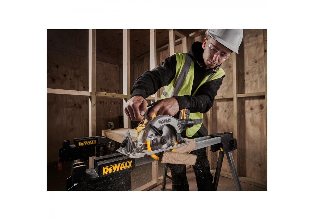 Scie circulaire XR 18V 5Ah Li-Ion Brushless 165 mm - DCS565P2-QW - Dewalt