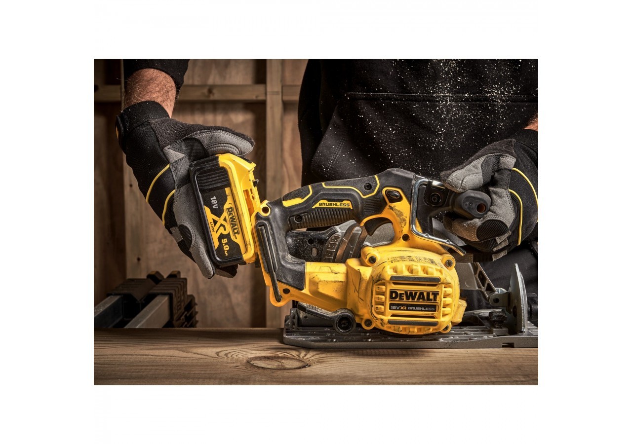 Scie circulaire XR 18V 5Ah Li-Ion Brushless 165 mm - DCS565P2-QW - Dewalt