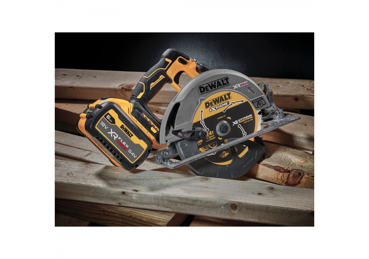 Scie circulaire XR 18V ADVANTAGE 6Ah Li-Ion Brushless 190 mm - DCS573T1-QW - Dewalt
