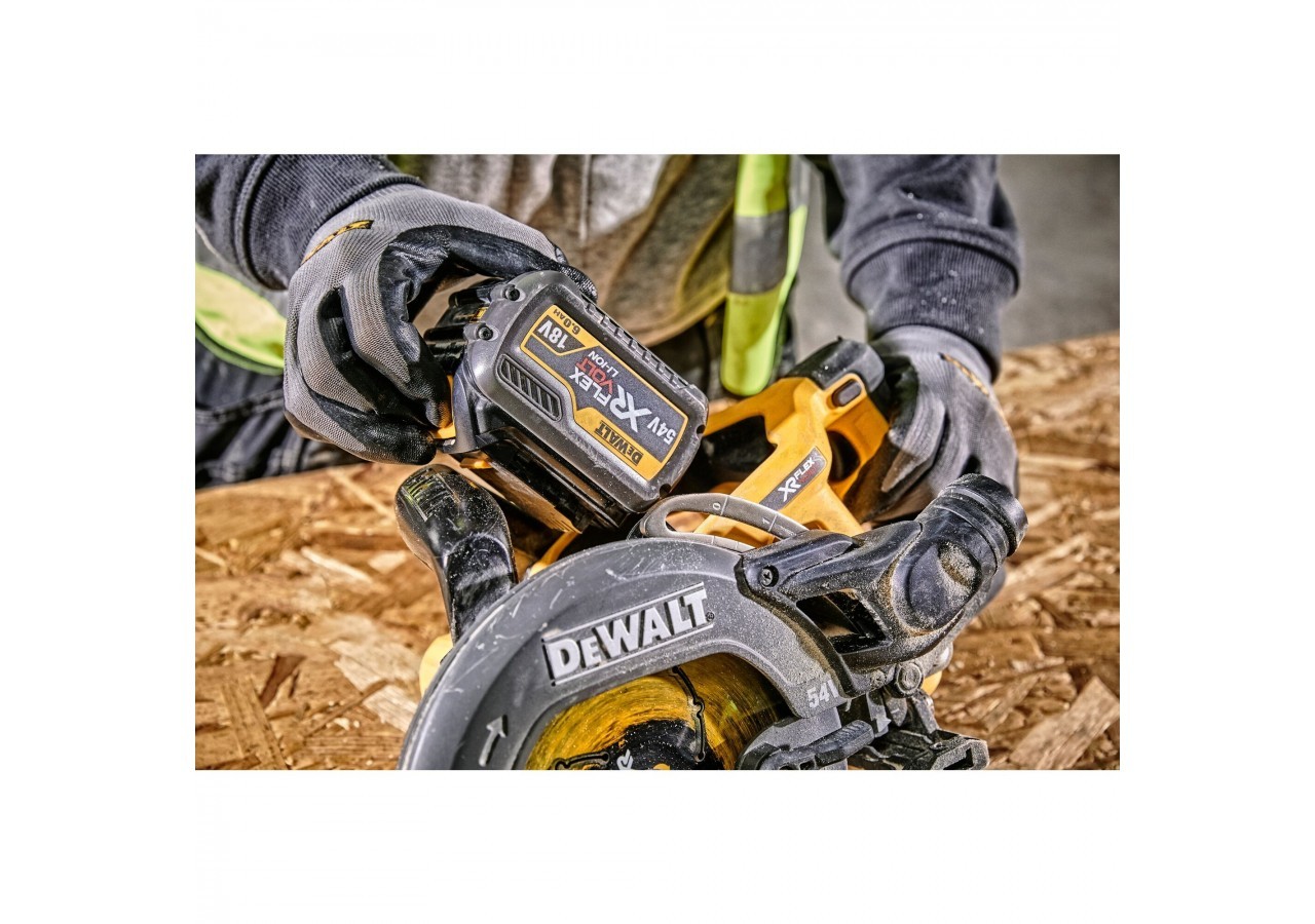 Scie circulaire Construction XR FLEXVOLT 54V Brushless 190 mm - DCS577N-XJ - Dewalt