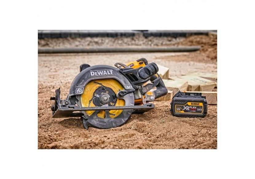 Scie circulaire Construction XR FLEXVOLT 54V Brushless 190 mm - DCS577N-XJ - Dewalt