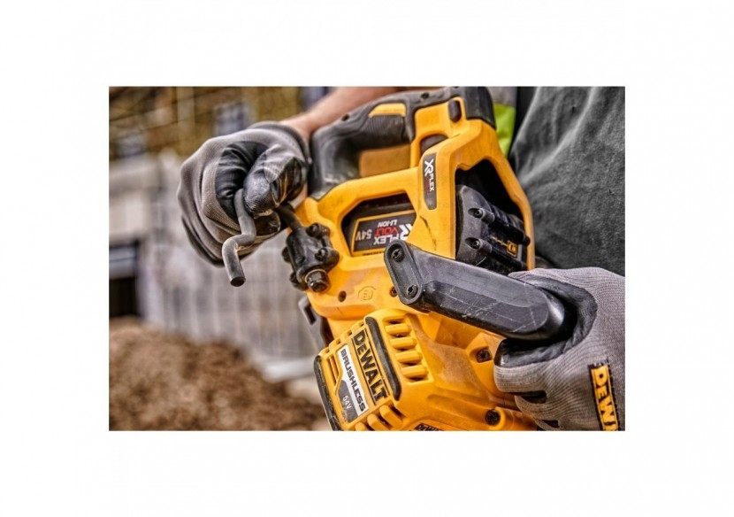 Scie circulaire Construction XR FLEXVOLT 54V Brushless 190 mm - DCS577N-XJ - Dewalt