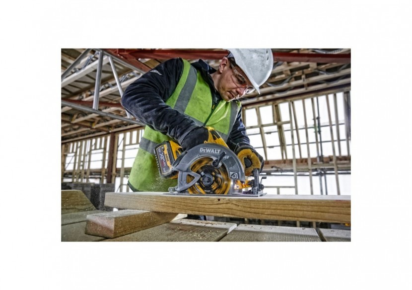 Scie circulaire XR FLEXVOLT 54V Brushless 190 mm - DCS578NT-XJ - Dewalt