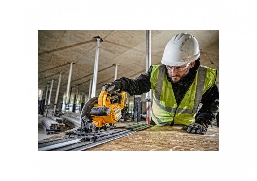 Scie circulaire XR FLEXVOLT 54V 2Ah Li-Ion Brushless 190 mm - compatible rail de guidage - DCS579T2-QW - Dewalt