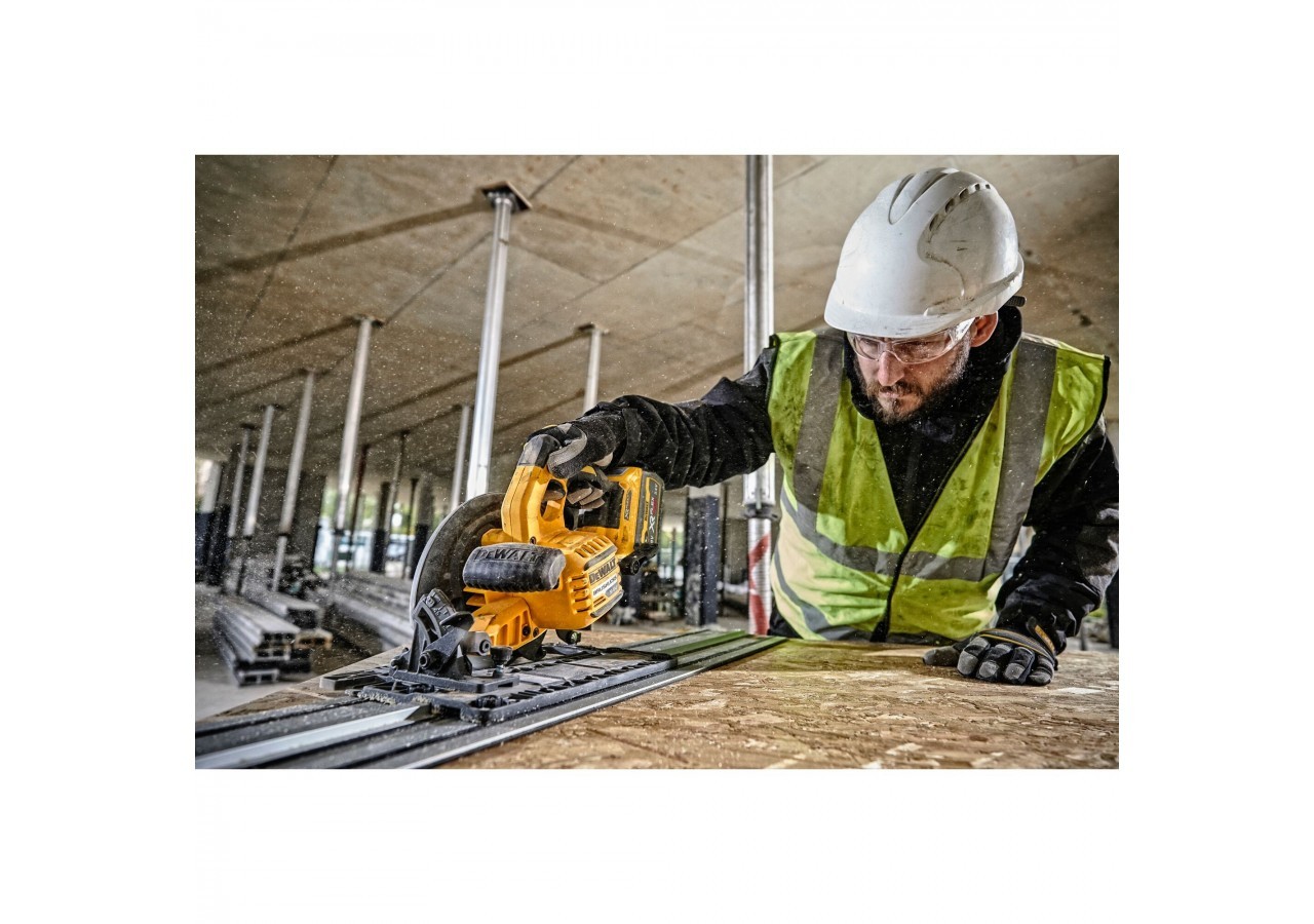Scie circulaire XR FLEXVOLT 54V Brushless 190 mm - compatible rail de guidage - DCS579NT-XJ - Dewalt