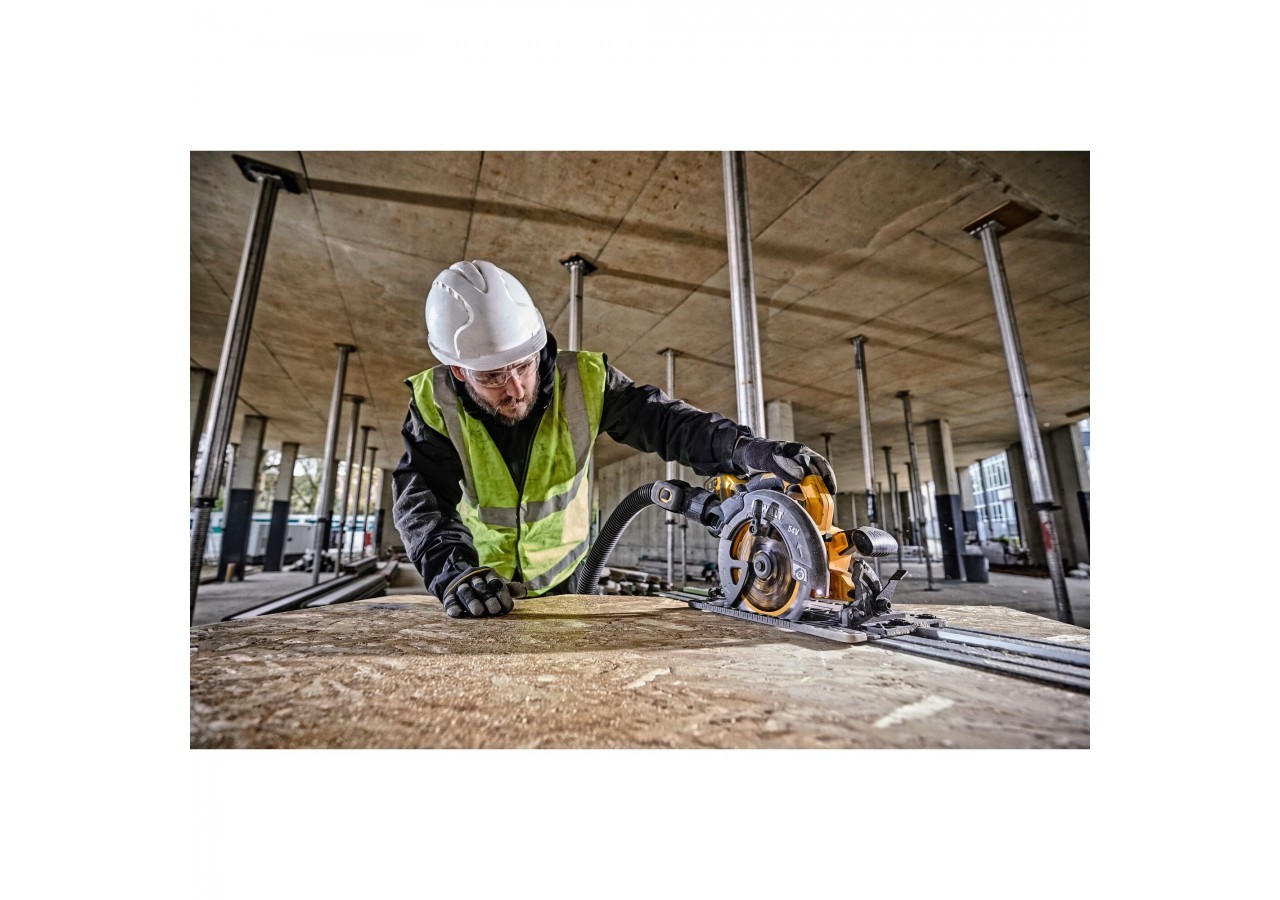 Scie circulaire XR FLEXVOLT 54V Brushless 190 mm - compatible rail de guidage - DCS579NT-XJ - Dewalt