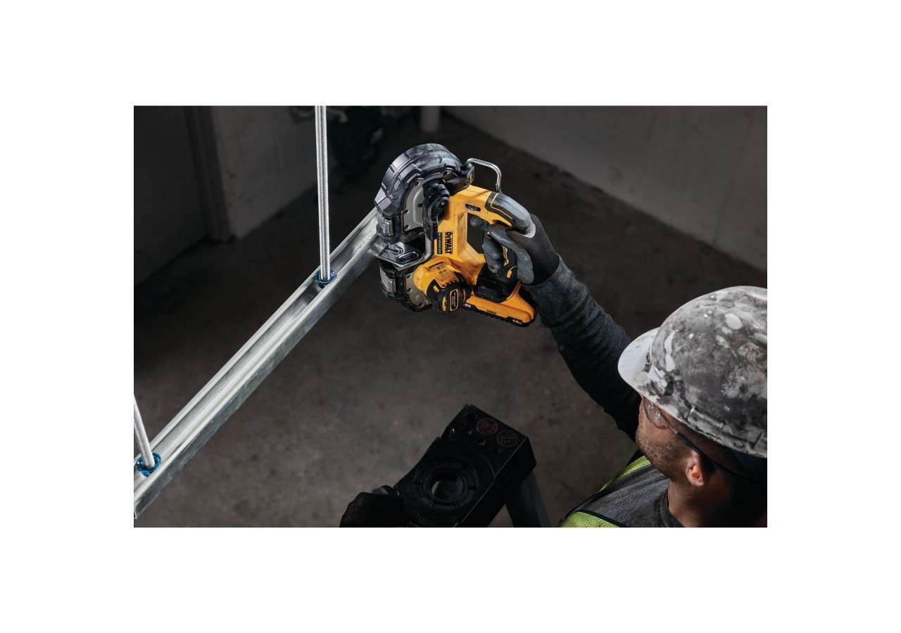 Scie à ruban Ultra Compacte XR 18V - DCS377NT-XJ - Dewalt