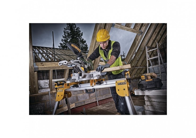 Scie à onglets radiale XR 18V 184 mm - DCS365N-XJ - Dewalt