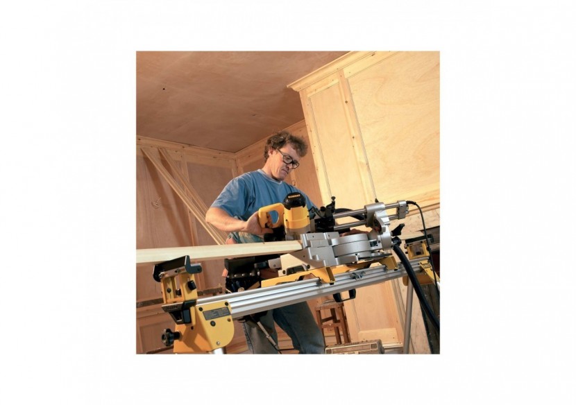 Scie à onglets radiale 1600W 216 mm - DW712-QS - Dewalt