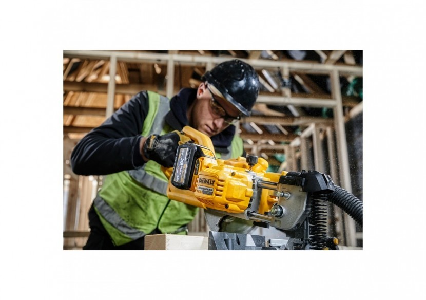 Scie à onglets radiale XR FLEXVOLT 54V 2Ah Li-Ion Brushless 216 mm - DCS777T2-QW - Dewalt