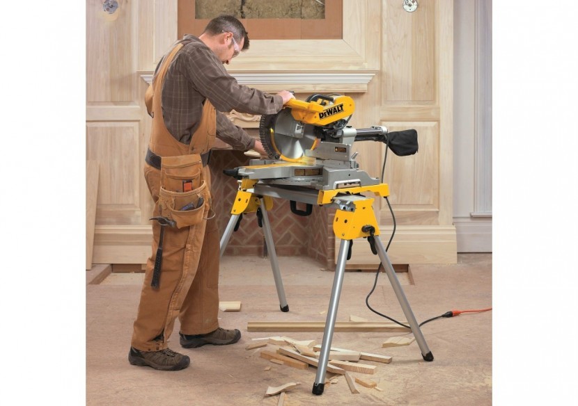 Scie à onglets radiale 1675W 305 mm - DWS780-QS - Dewalt