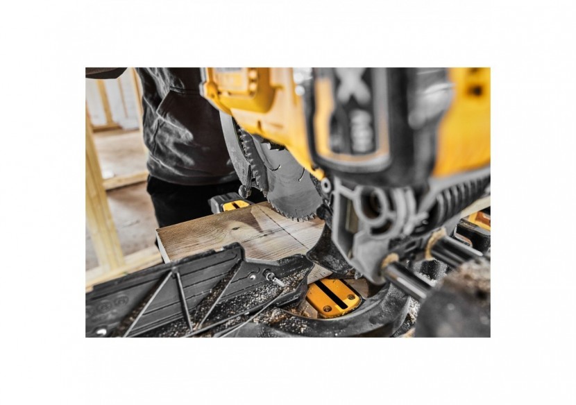 Scie à onglets XR FLEXVOLT 54V Brushless 305 mm - DCS781N-XJ - Dewalt