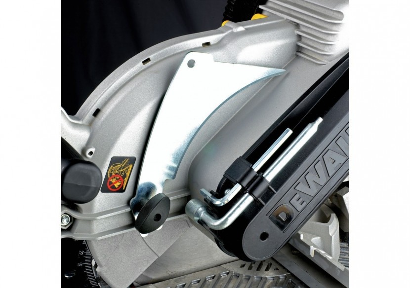 Scie à table et à onglets retournables 2000W 250 mm - DW743N-QS - Dewalt