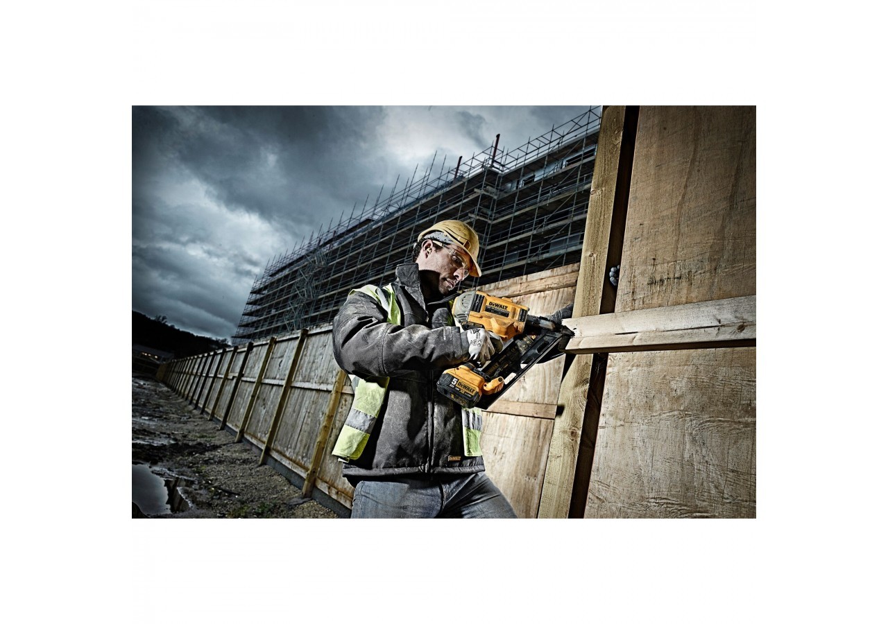 Cloueur de charpente XR 18V 5Ah Li-Ion Brushless - DCN692P2-QW - Dewalt