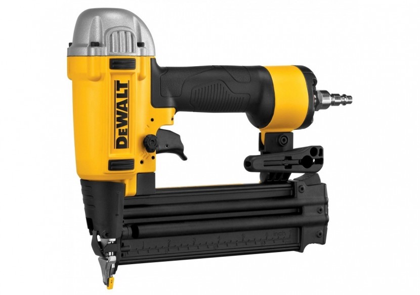 Cloueur pneumatique pointes brads 18Ga Précision Point - DPN1850PP-XJ - Dewalt