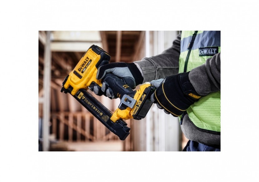 Agrafeuse électricien XR 18V 2 Ah Li-Ion - DCN701D2-QW - Dewalt
