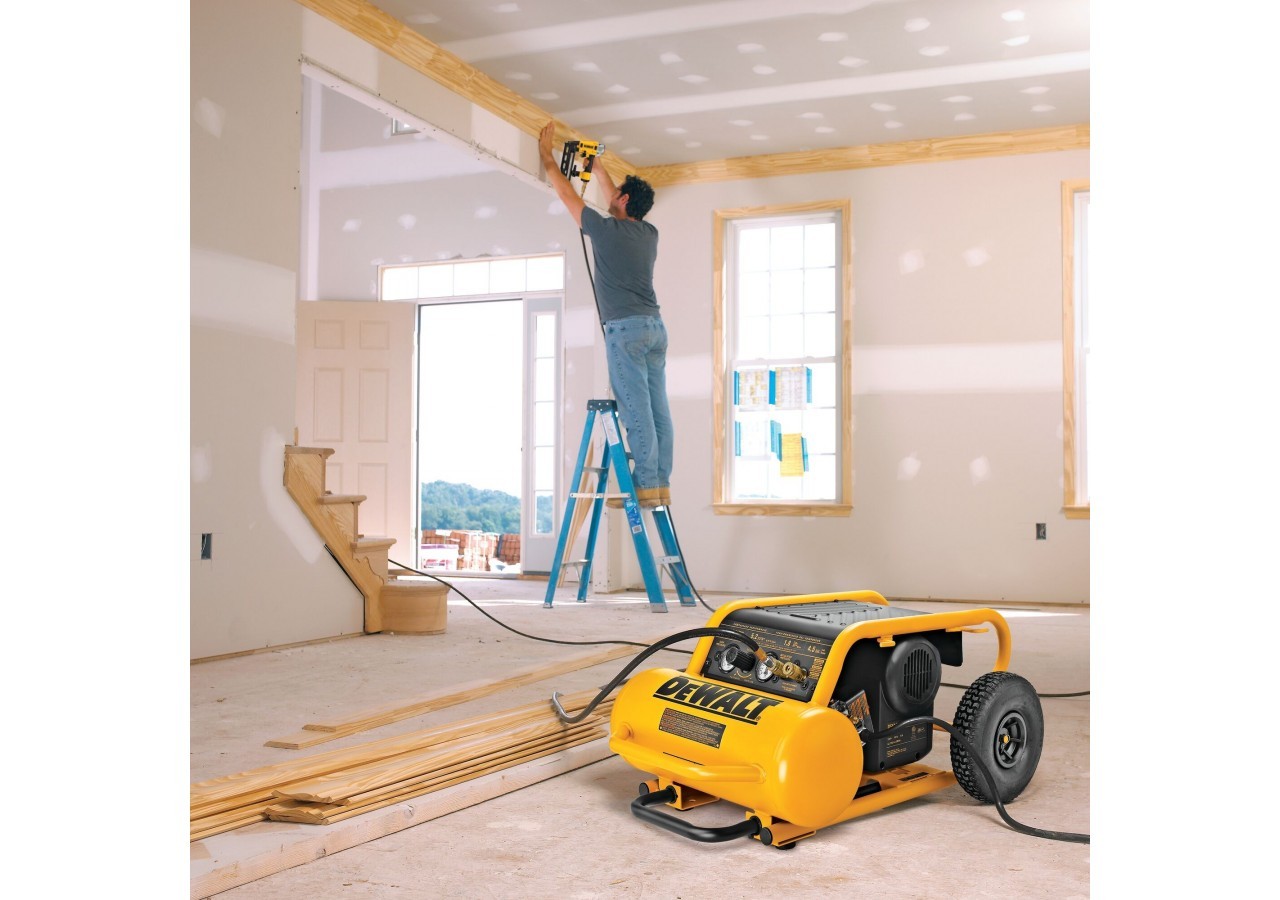 Compresseur filaire 17L - DPC17PS-QS - Dewalt