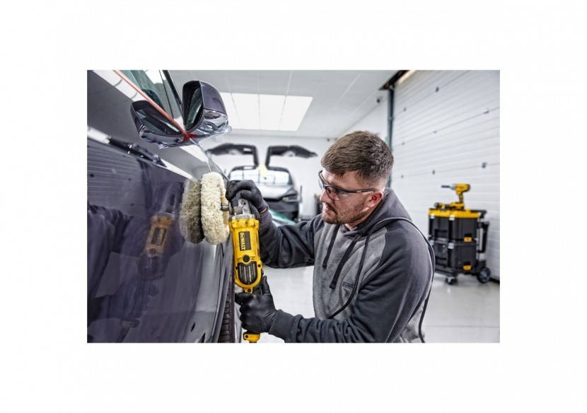 Polisseuse à vitesse variable 1250W - DWP849X-QS - Dewalt