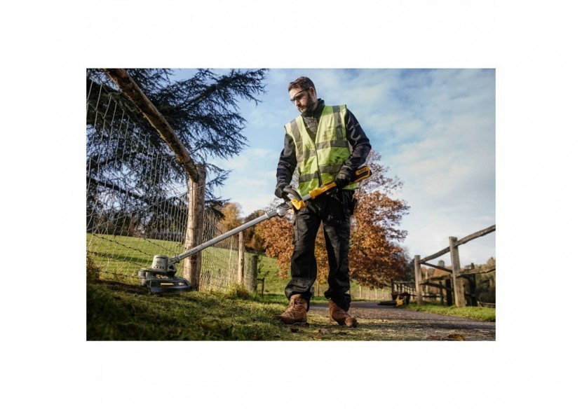 Coupe-bordure repliable XR 18V 5Ah Li-Ion Brushless - DCMST561P1-QW - Dewalt