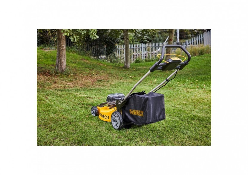 Tondeuse XR 2 X 18V 5Ah Li-Ion Brushless - DCMW564P2-QW - Dewalt