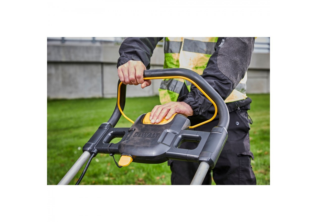 Tondeuse XR 2 X 18V 5Ah Li-Ion Brushless - DCMW564P2-QW - Dewalt