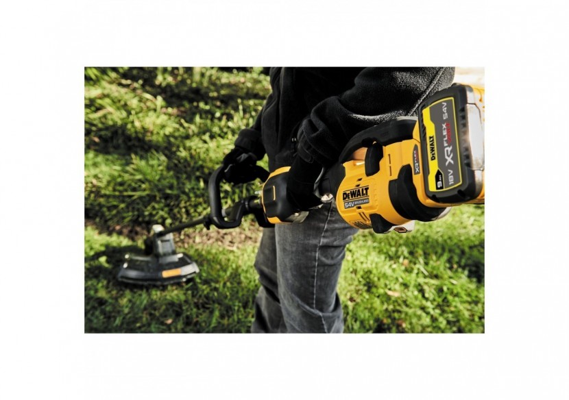 Combisystème XR FLEXVOLT 54V 3Ah Li-Ion : Bloc moteur + Tête de coupe- bordure - DCMAS5713X1-QW - Dewalt Combisystème XR FLEXVOLT 54V 3Ah Li-Ion : Bloc moteur + Tête de coupe- bordure - DCMAS5713X1-QW - Dewalt