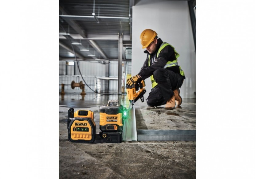 Niveau Laser multilignes 3x360° XR 12V / 18V - faisceaux verts - DCE089NG18-XJ - Dewalt