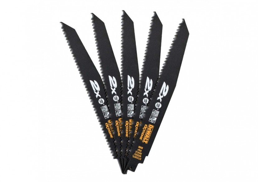 Lame de scie sabre BIM 2X Long Life pour la coupe du bois avec clous 228mm - DT2307L-QZ - Dewalt Lame de scie sabre BIM 2X Long Life pour la coupe du bois avec clous 228mm - DT2307L-QZ - Dewalt