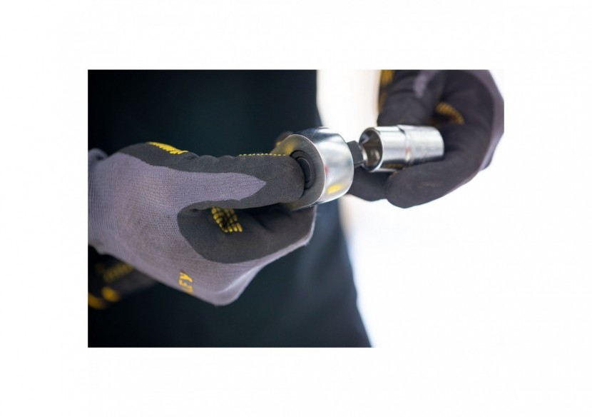 DOUILLE 3/8" 6 PANS 16 MM FATMAX - FMMT17216-0 - Stanley