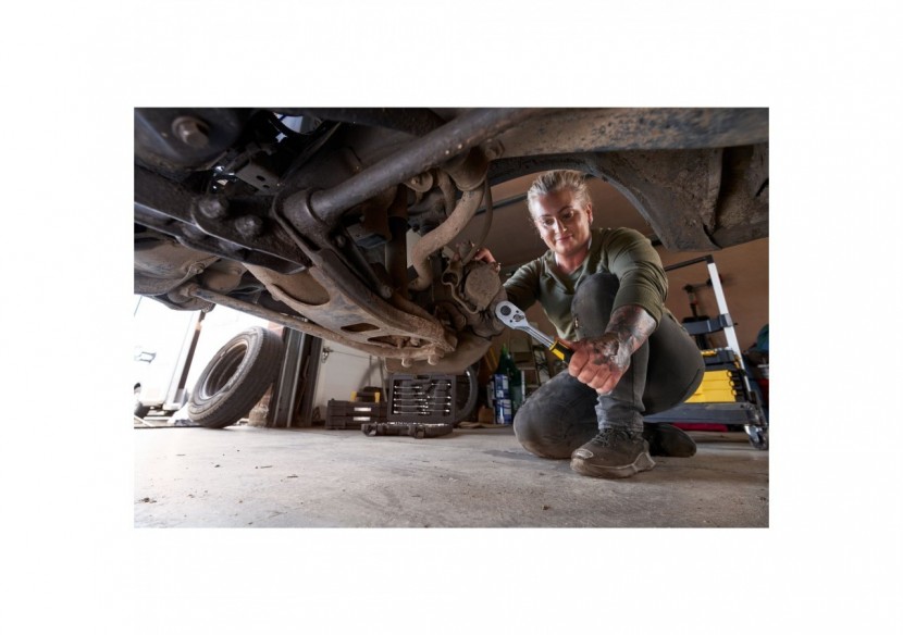 COFFRET DE DOUILLES ¼’’ + ½’’ + CLÉS MIXTES - JEU DE 41 PCS - STMT82832-1 - Stanley