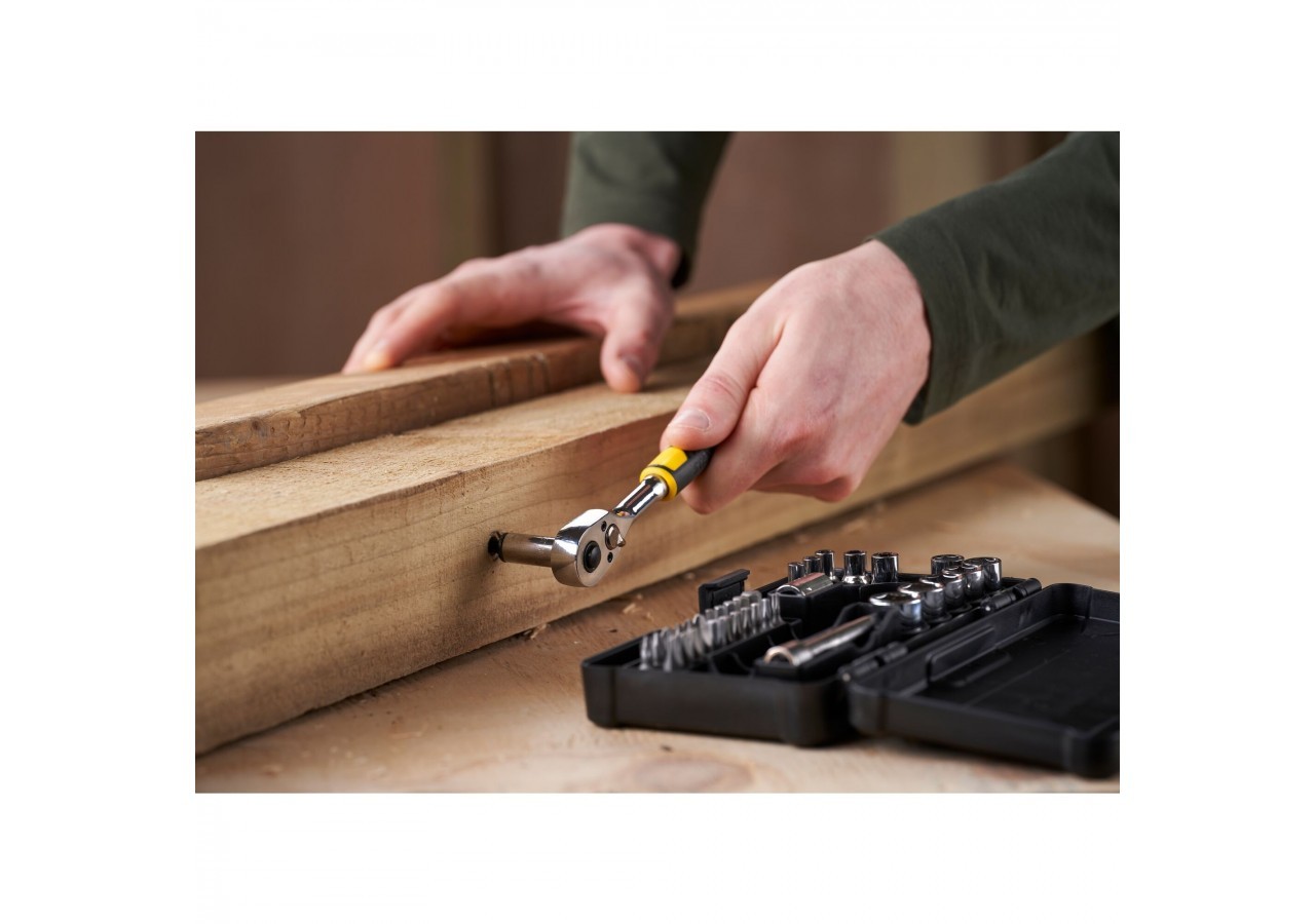 COFFRET DE DOUILLES COMPACT ¼’’
 - JEU DE 37 PCS - STMT82672-0 - Stanley