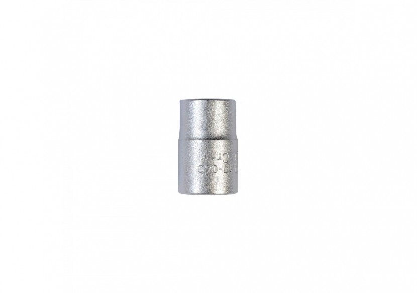 DOUILLE 1/2" 12 PANS 17MM - 1-17-060 - Stanley