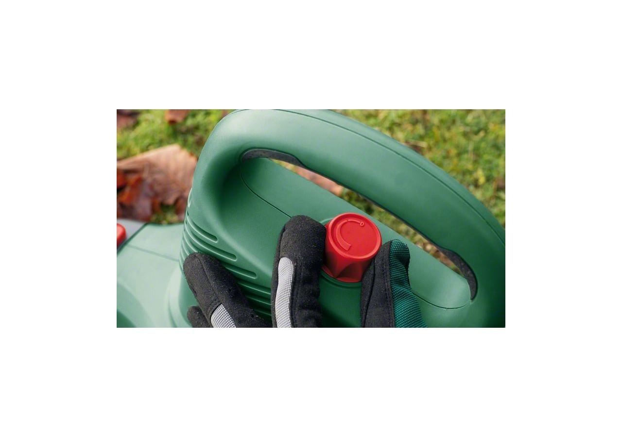 Aspirateur, broyeur et souffleur UniversalGardenTidy 3000 - 06008B1001 - Bosch