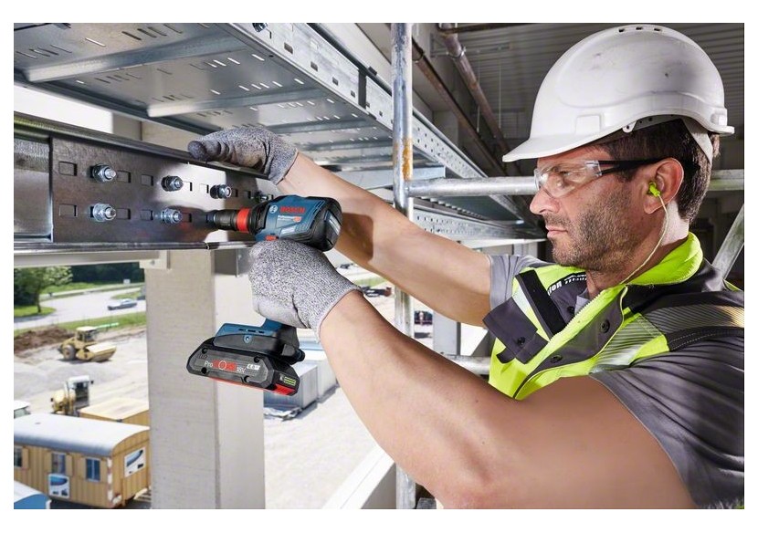 Clé et visseurse à chocs GDX 18V-210 C 2x5,0Ah GAL 18V-40 L-BOXX - 06019J0202 - Bosch